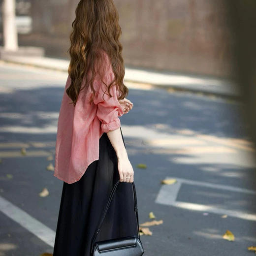 玫瑰粉苎麻轻薄防晒衬衫，苎麻定染，温柔显白，穿出一种优雅低调的老钱感 商品图2