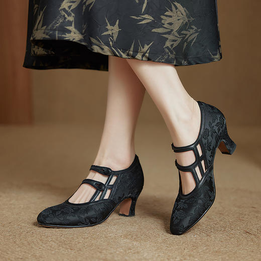 【预售5天】真皮中式典雅搭配旗袍的鞋子2203 商品图2