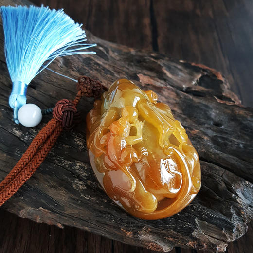 【天然正品】A货翡翠天然细腻细豆种封侯拜相造型黄翡翡翠吊坠手把件78.1*54.9*38.1MM（皆取最大值）220326TJ12 商品图3