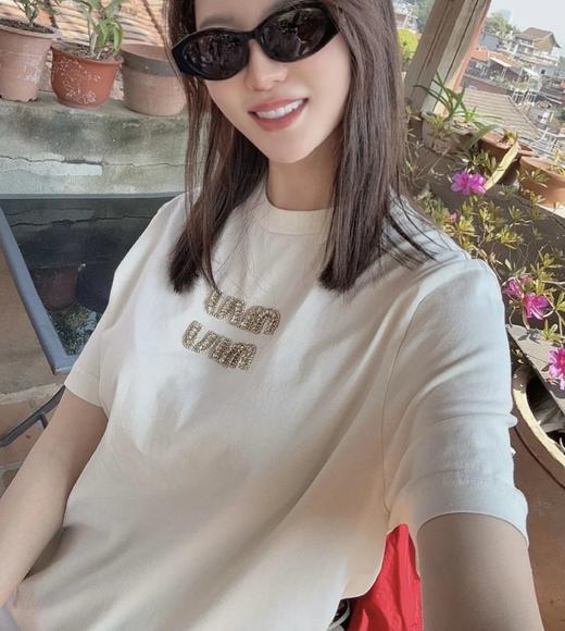 重磅渠道   miu水钻T恤 超精致水钻贴布刺绣  松弛高级感 商品图2