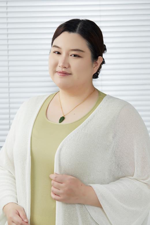 【6款碧玉小清新合集】💚附证书【把夏天戴在身上】耳畔一抹凉，颈间一丝翠，轻若无物，日常百搭。耳钉耳钩吊坠全收录，清脆悦耳，自带降温效果，谁戴谁清爽！ 商品图5