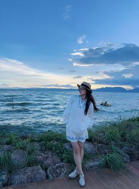 洱海的风好舒服
