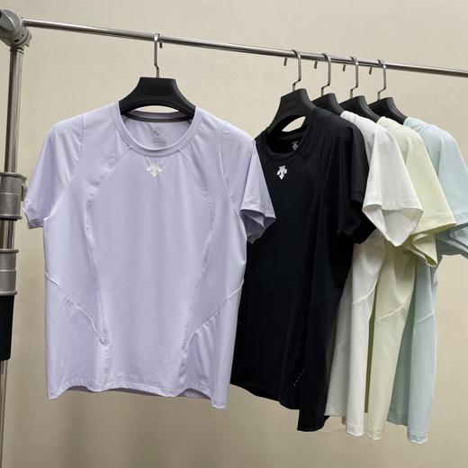 点此购买 迪桑特夏季女士冰丝凉感吸湿速干弹力运动短袖T恤 yh 344920 商品图3