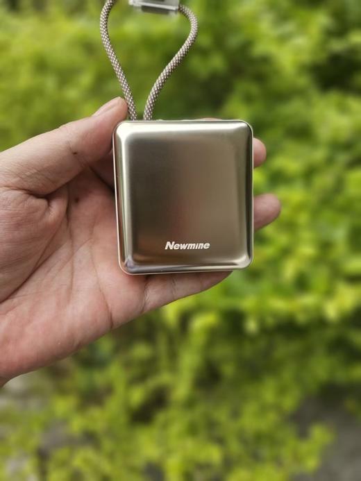 纽曼自带线mini充电宝 商品图8