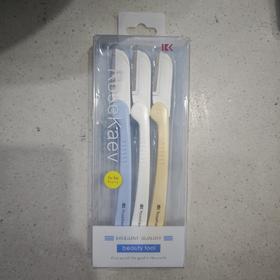 露丝卡文时尚芭莎折叠修眉刀三支入