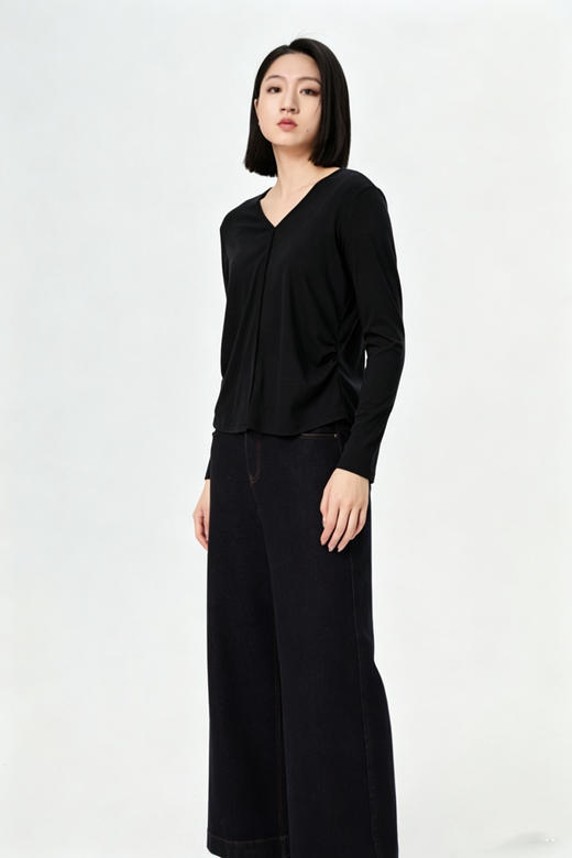 水淼2026春新款高弹V领打底衫1371 商品图1