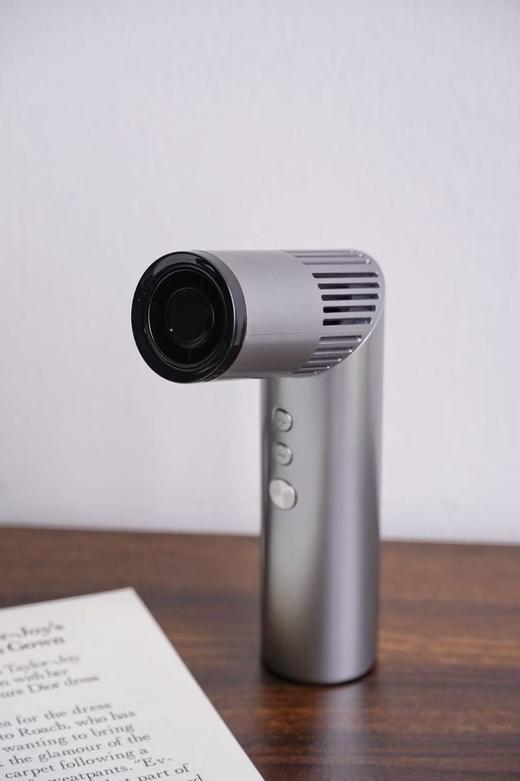 不止是风扇❗❗夏日清凉＋夜间安全感一键get✔【AURARO创意手电筒折叠口红风扇】掌心里的科技美学，户外党必入🔥 ✅高级金属质感配上几何美学设计，科技感拉满 商品图1