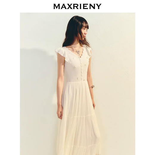 玛克门店发货：MAXRIENY散摆连衣裙甜美长裙小白裙货号：MC86DR026 商品图1