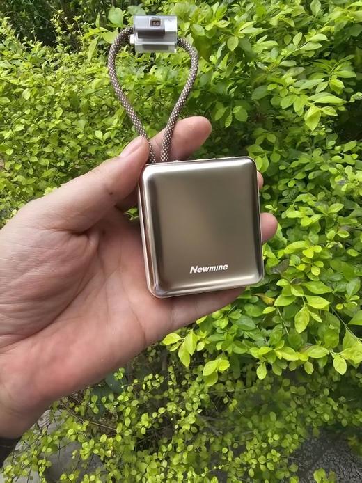 纽曼自带线mini充电宝 商品图1
