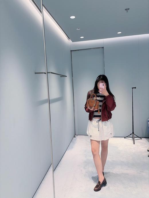 缪缪 26Ss早春新款 字母徽标口袋迷你半身裙 商品图7