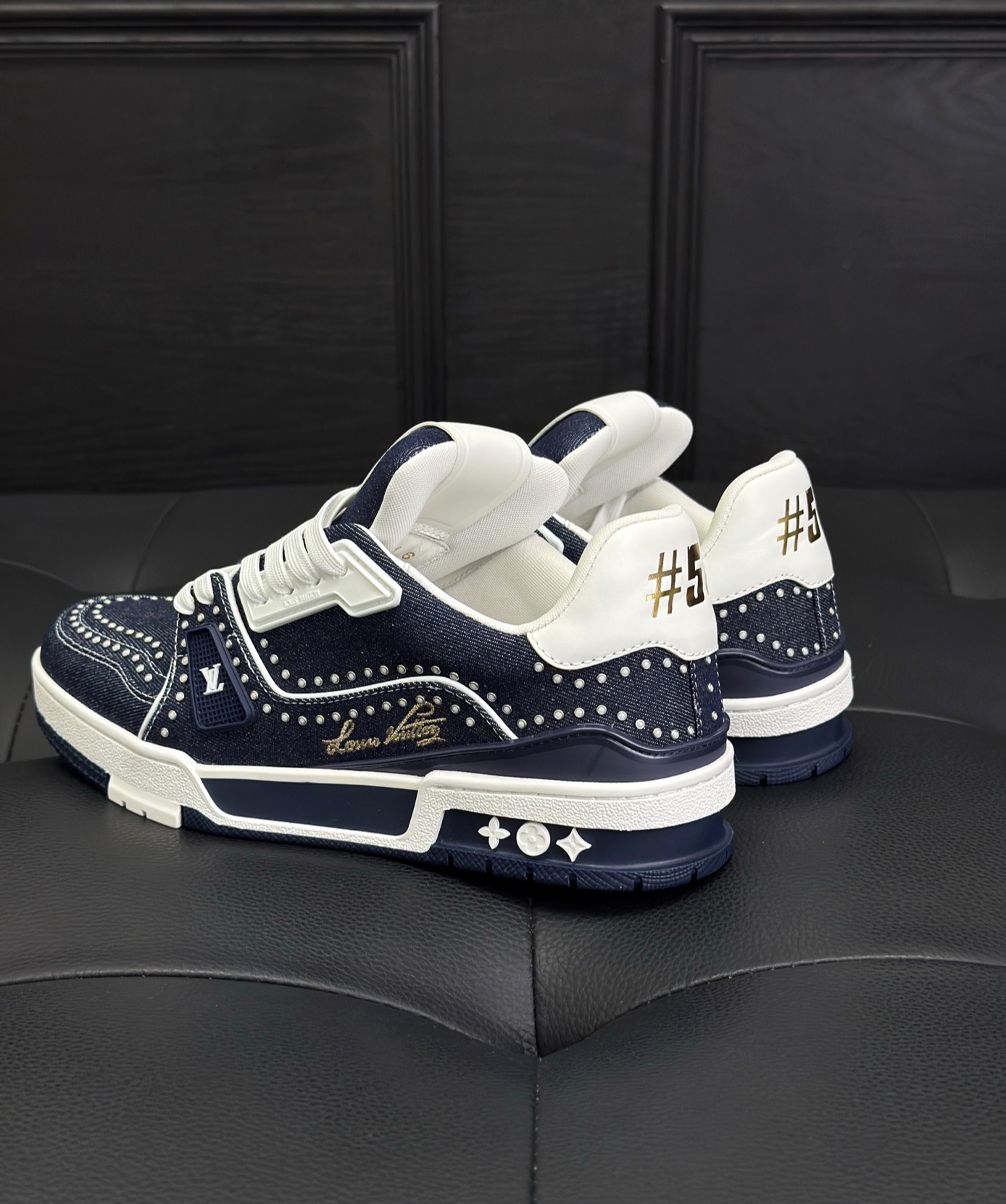 中性款Trainer 运动鞋la