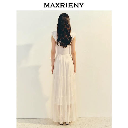 玛克门店发货：MAXRIENY散摆连衣裙甜美长裙小白裙货号：MC86DR026 商品图3