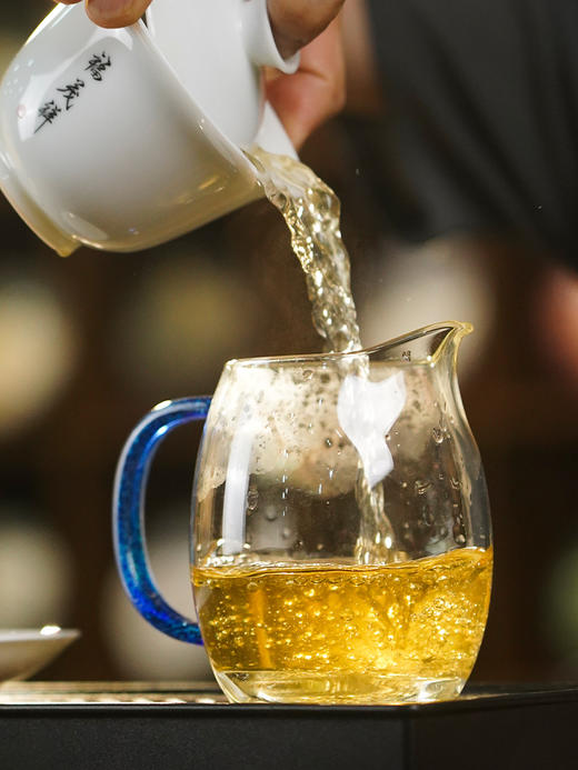 2026年头采【瑶族公主】品牌大师系列代表作，2026年春茶易武茶区普洱生茶古树拼配散茶 500g/斤 商品图3