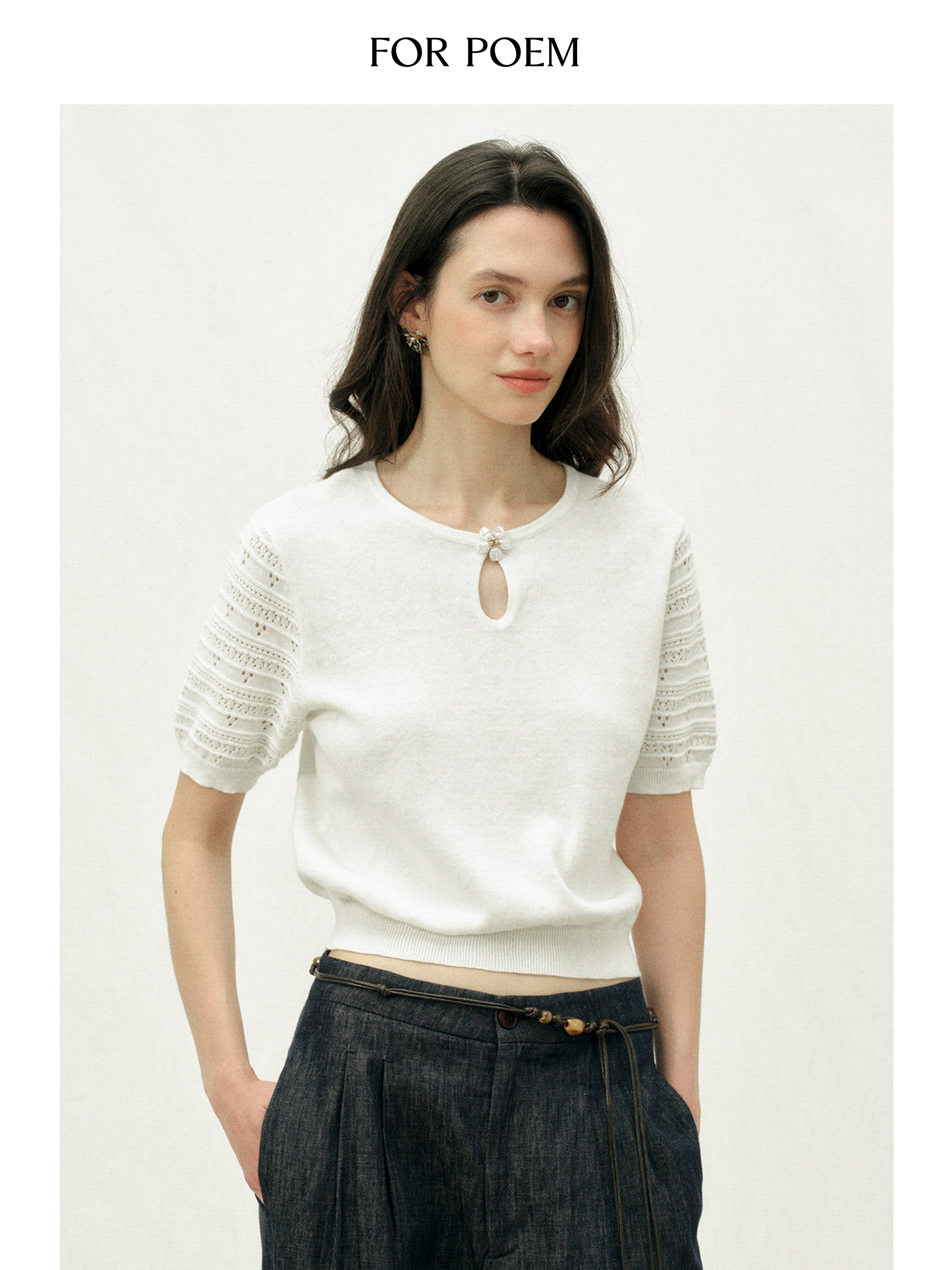 ForPoem 26/SS 原创设计棉麻混纺水滴领花朵针织上衣宽松H型短袖