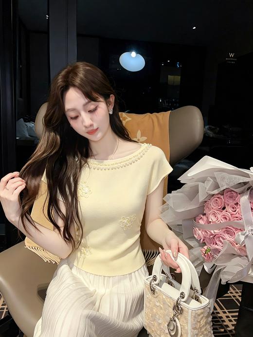 张心子【华丽共谋者】设计感钉珠立体花针织衫女夏新款法式绝美上衣 U2604013 商品图10