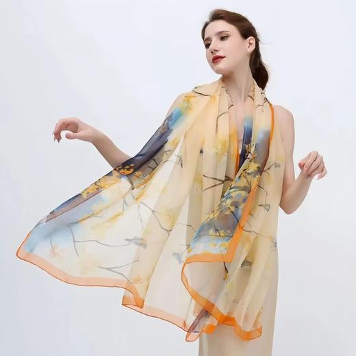 （59任选两条）LEOS VITI春款植物染丝质披肩 | 柔滑如水，飘逸动人，植物印染特别显气质 商品图6