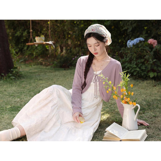 鹿向南【0417/20:00新品前1小时7折限量100件】温柔百搭紫色开衫 商品图1