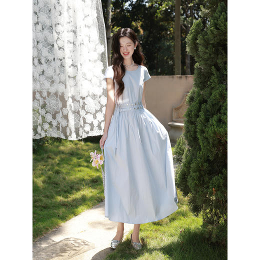 鹿向南【0417/20:00新品前1小时7折限量100件】圆领蓝色连衣裙女 商品图1