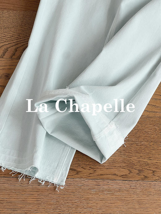 专柜实拍【海盐冰蓝】拉夏贝尔/La Chapelle小众色系！全棉亲肤柔软显瘦高腰单扣腰部毛边设计直筒阔腿牛仔裤 商品图10