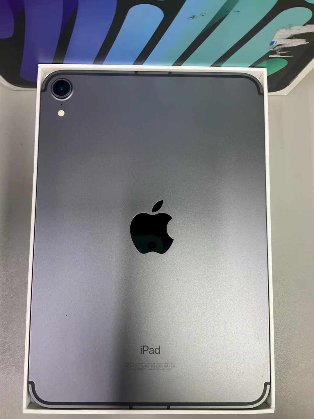 苹果平板mini6 64G黑 插卡 电池效率90 成色99新 单机 1999