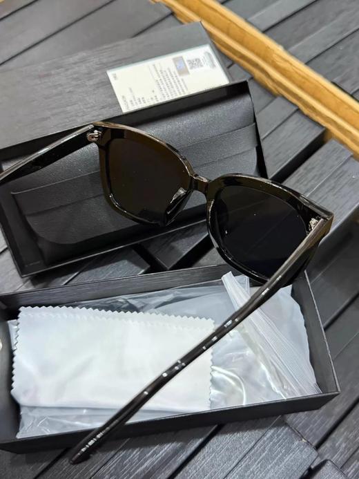 纯元！小野和子墨镜，带原包装  26Y04065- 商品图4