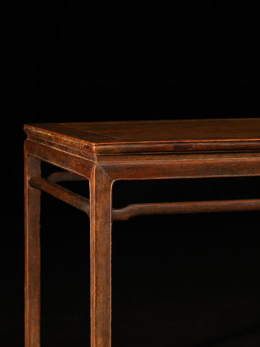 明代 黄花梨罗锅枨马蹄腿八仙桌 商品图1