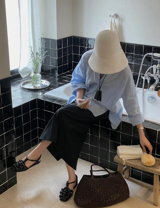 叶未语·秋波蓝棉衬衫 | 奶里奶气的蓝色，干净清爽好搭配，夏日绝美衬衫 商品图7