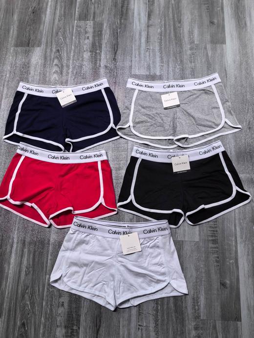 2026夏季新款 Calvin klein ck短裤女 运动健身瑜伽短裤 居家外穿裤 商品图1