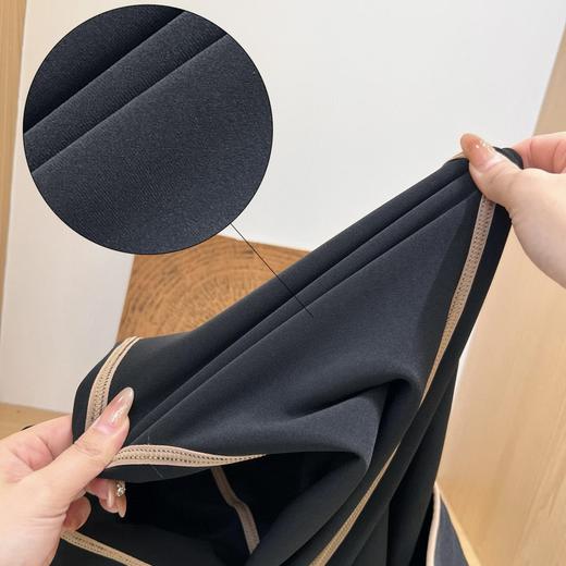 Coco Aaliyah春夏升级款显瘦马蹄裤 面料舒适高弹 内里包边工艺密实整齐 经典微喇裤型显瘦显高 百搭不挑人 商品图5