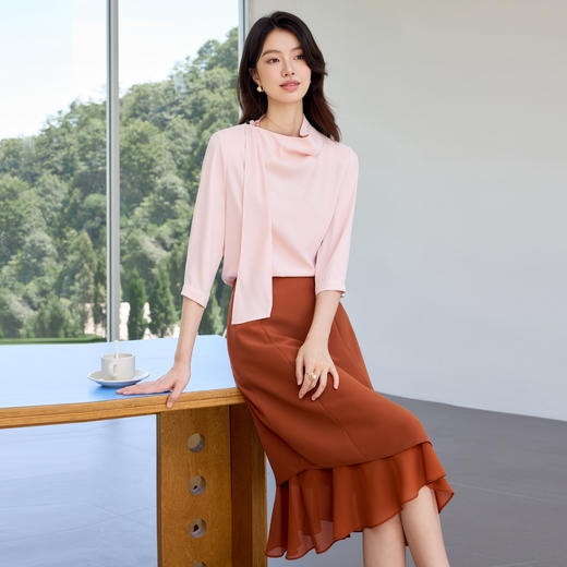 IWY/桃雾星澜粉色温柔风通勤飘带七分袖衬衫半裙套装女25B749+25S777 商品图0