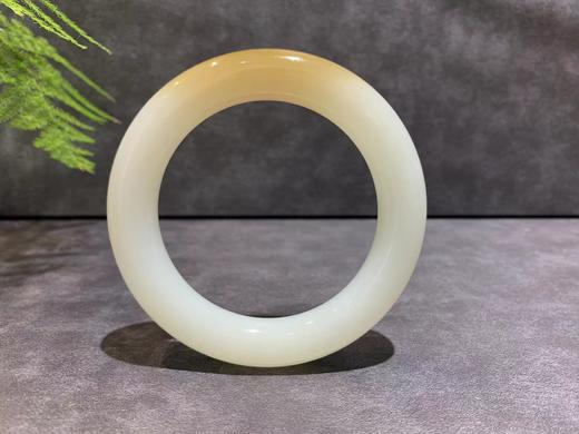 【御珠宫坊·传承系列】糖羊脂白玉手镯 商品图0