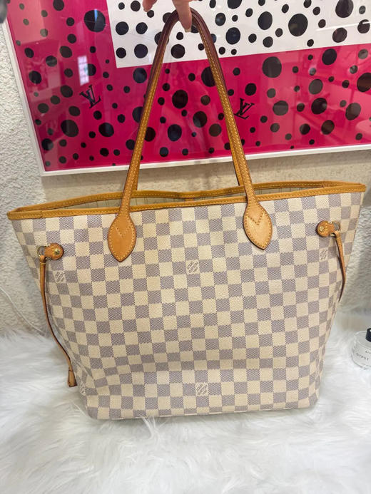 LV nf 中号 白棋盘格 米色内里 购物袋 商品图1
