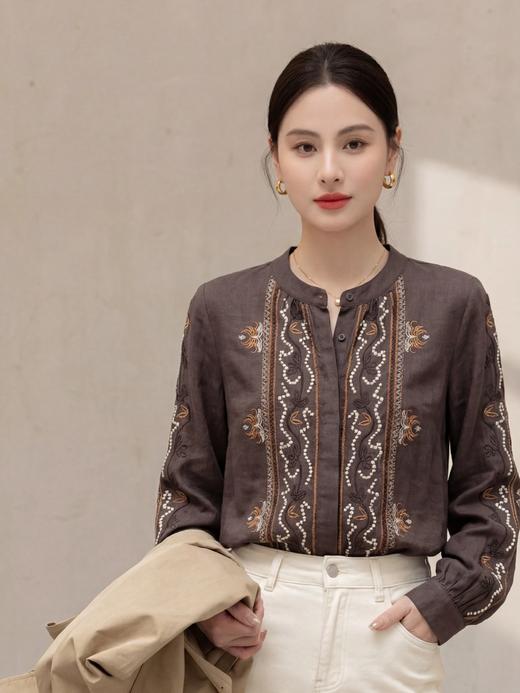 「自」全新升级【铂金会员330/天猫449/差价119】(05112)洛诗琳轻奢重工刺绣衬衫2026新款新中式国风圆领苎麻上衣 商品图2