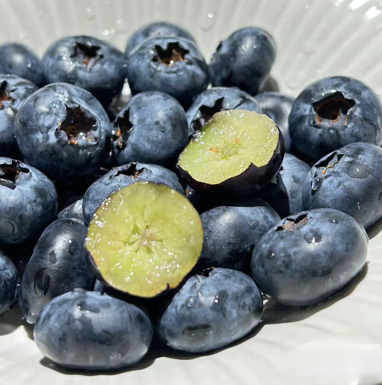 云南蓝莓18+  蓝莓味浓郁 脆甜口感好 125克/盒