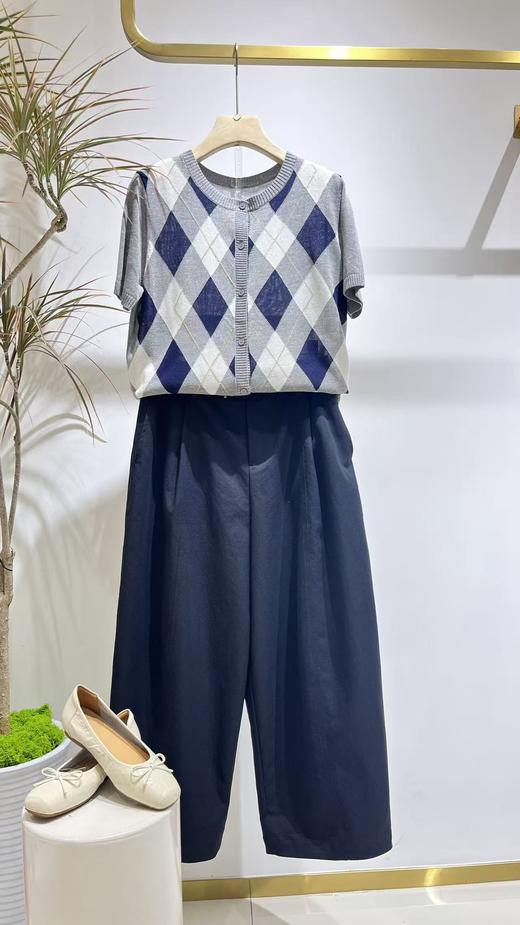 682290天丝亚麻菱形格纹针织衫 商品图7