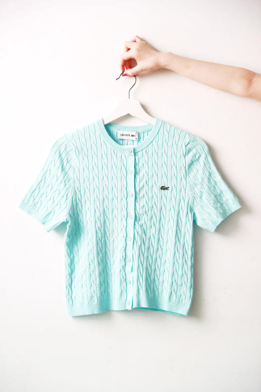 马卡龙配色，麻花针织衫。温柔绞花工艺小标刺绣短袖上衣E041466 商品图11