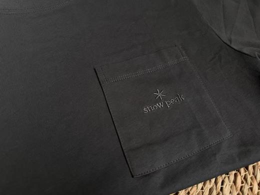 始于山野，归于日常。 作为日本户外品牌，Snow Peak 把「山系美学」刻进了这件基础T里。 商品图6