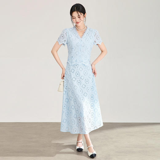 「高货wl」全新升级【铂金会员468/天猫629/差价161】(99335)洛诗琳2026轻奢法式水溶蕾丝上衣+高腰A字半身裙两件套 商品图0