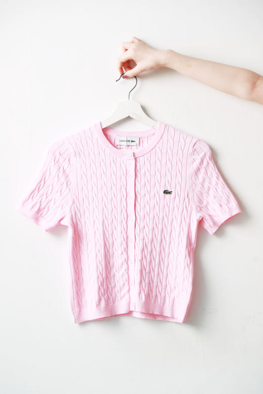 马卡龙配色，麻花针织衫。温柔绞花工艺小标刺绣短袖上衣E041466 商品图4