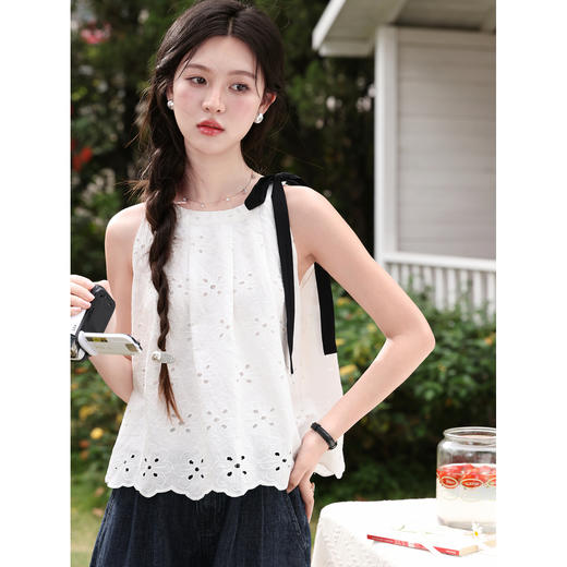 鹿向南【0417/20:00新品前1小时7折限量100件】设计感白色背心女 商品图2