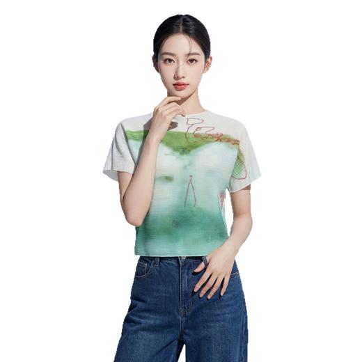 「自」全新升级【铂金会员183/天猫249/差价66】(12151)洛诗琳气质晕染印花T恤女2026新款显瘦时尚圆领褶皱短袖上衣 商品图3