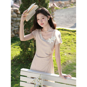 鹿向南【0417/20:00新品前1小时7折限量100件】独特燕麦色连衣裙