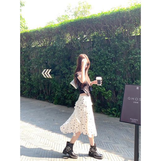 <曾小咸推荐>【4/15-4/17一件88折拍2件8折】不规则下摆荷叶边半身裙【预售7-15天发货】 商品图4