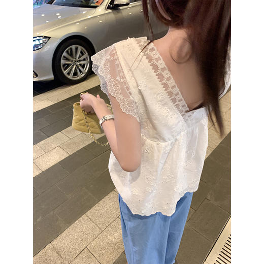 <曾小咸推荐>【4/15-4/17一件88折拍2件8折】蕾丝V领背心休闲裤两件套【预售7-15天发货】 商品图2