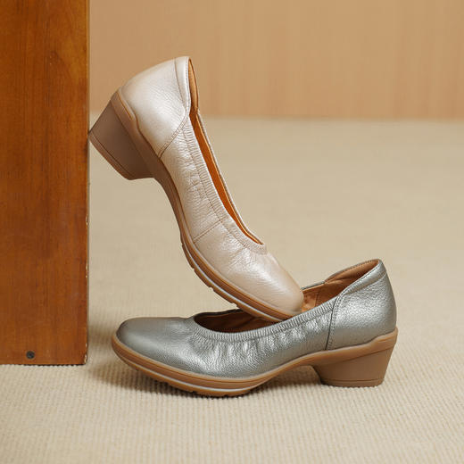 【预售5天】新款高跟粗跟通勤女鞋浅口奶白色软牛皮舒适单鞋&636-8 商品图2