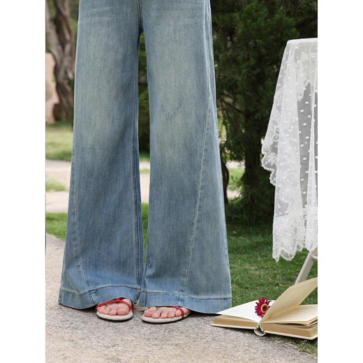 鹿向南【0417/20:00新品前1小时7折限量100件】蓝色阔腿牛仔裤 商品图2