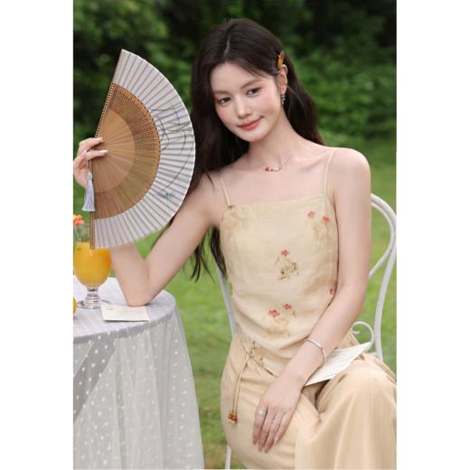 鹿向南【0417/20:00新品前1小时7折限量100件】国风气质杏色背心 商品图0