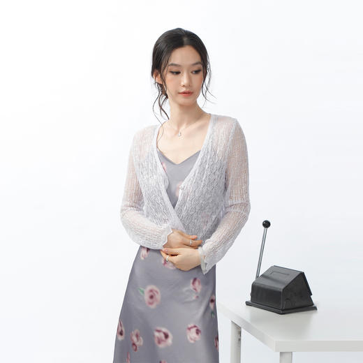 修身极简纹理镂空开衫-纪念日百货门店同款170696670 商品图1