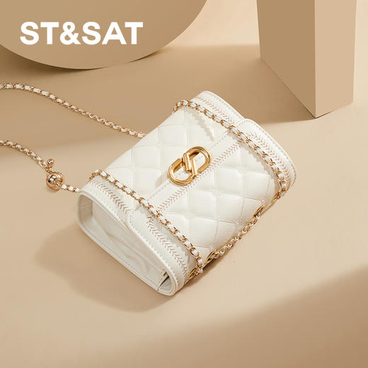 星期六优雅菱格金属链条单肩包SSD521A0GV 商品图5