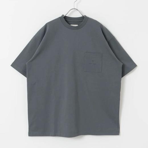 始于山野，归于日常。 作为日本户外品牌，Snow Peak 把「山系美学」刻进了这件基础T里。 商品图2